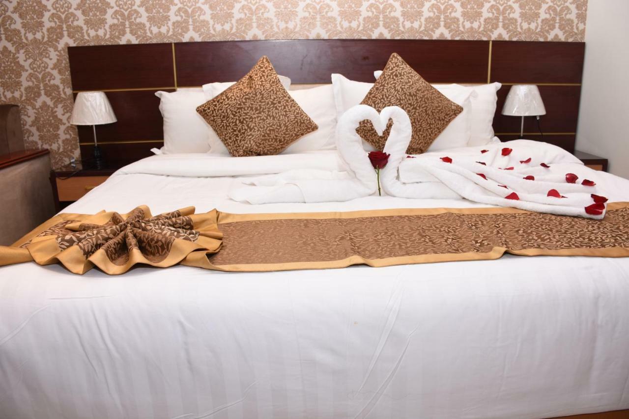 Pearl Palace Hotel Suits Medina ภายนอก รูปภาพ