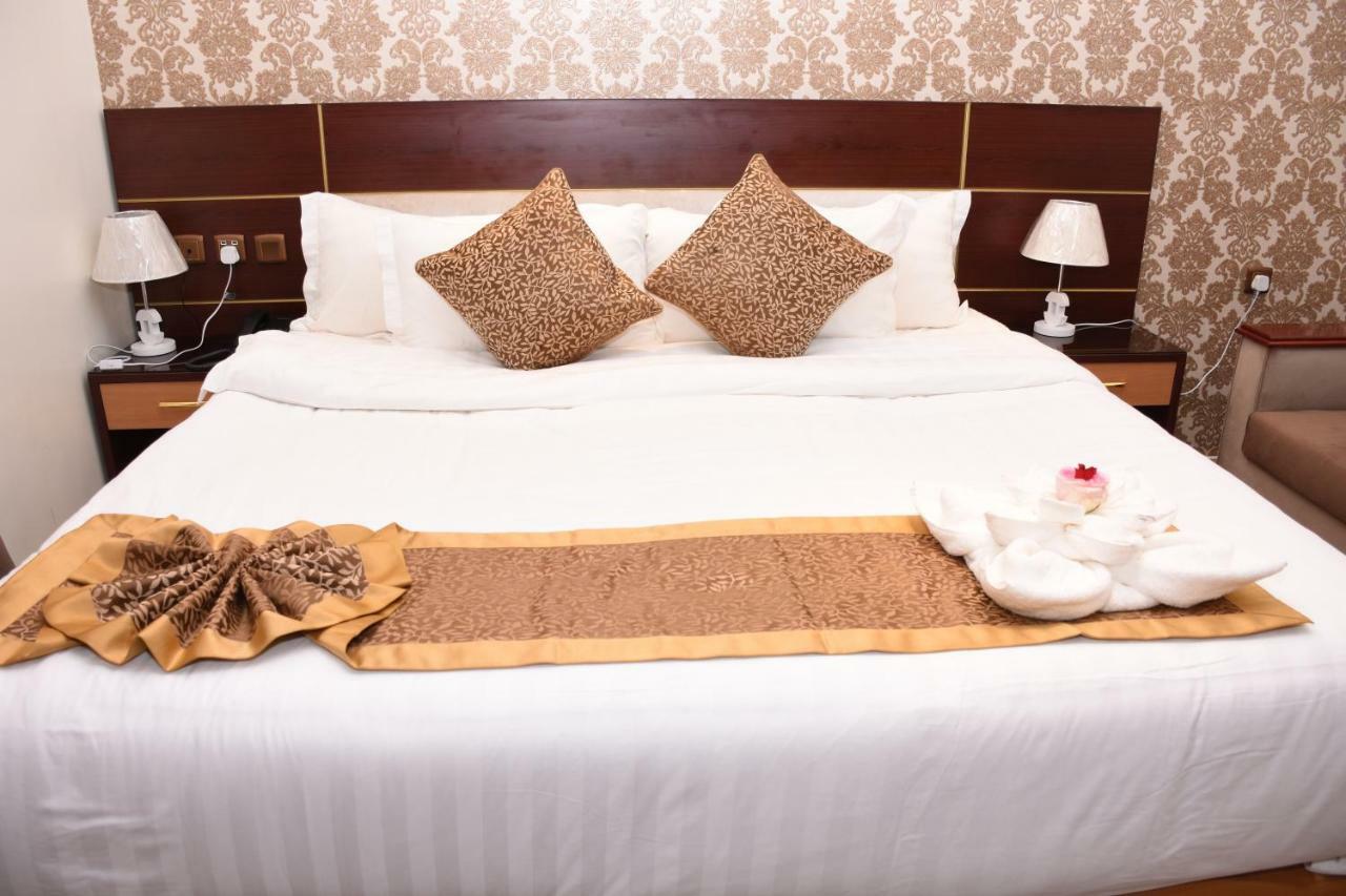 Pearl Palace Hotel Suits Medina ภายนอก รูปภาพ